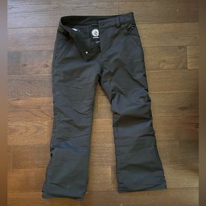 VOLCOM FREAKIN SNOW CHINO BOYS XL/14Y. Worn 4-5 times only.